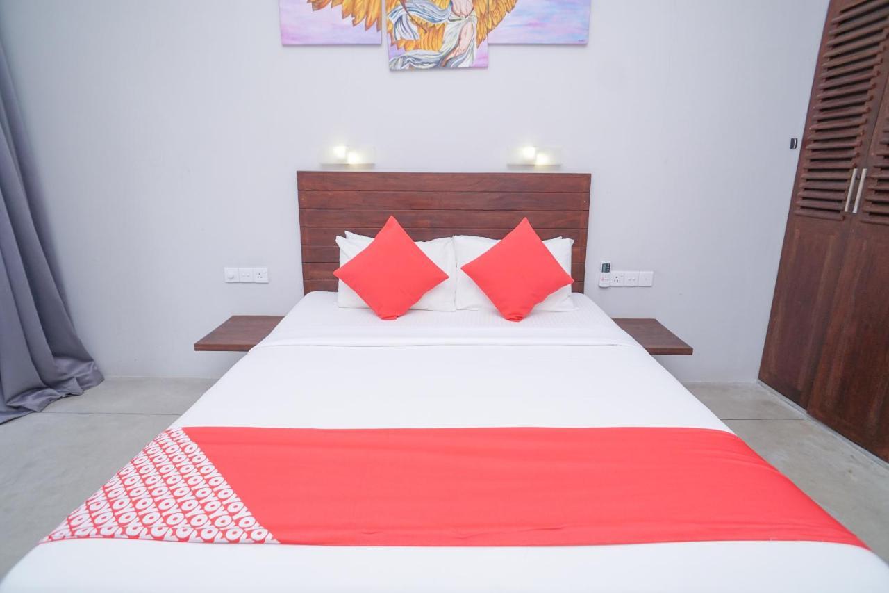 Chariot Lodge Hikkaduwa Esterno foto
